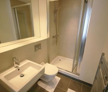 2 bedroom apartment to rent - Photo 6