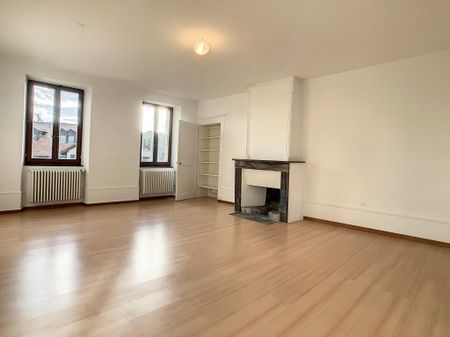 Charming village house with pool - Photo 2