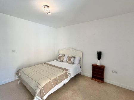 1 bedroom flat to rent - Photo 4
