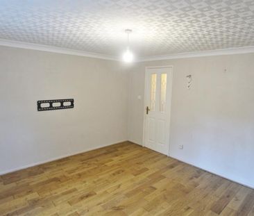 3 bedroom House To Let - Photo 6