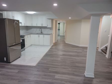 For Lease - 48 Muscovy Drive, Brampton, Ontario - Photo 3