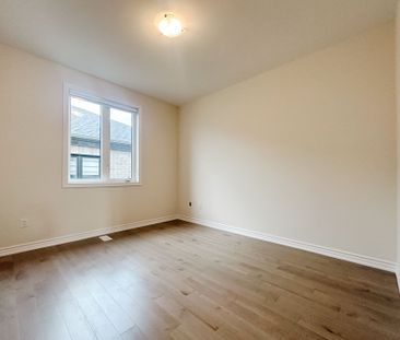 For Lease - 33 Del Ray Crescent, Wasaga Beach, Ontario - Photo 3