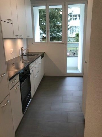 Familienwohnung in Stadtnähe und doch im Grünen - Foto 3