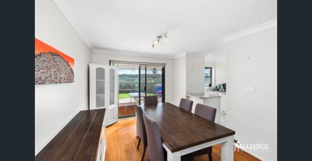 Cozy 2 bedroom Townhouse - Photo 2