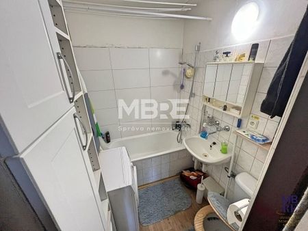 Pronájem bytu 1+1 30 m² - Fotografie 5