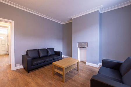 4 bedroom house to rent - Photo 3