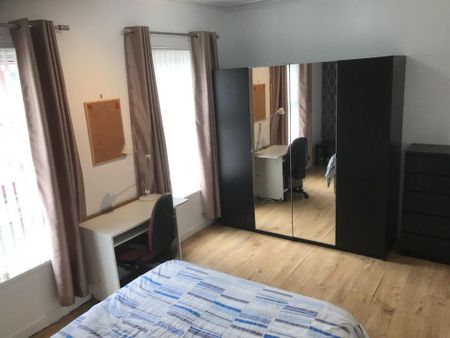 3 bedroom terraced house to rent - Photo 5