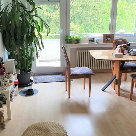 Cool, preisgünstig, zentral, praktisch - Ihre neue Wohnung mit Balkon - Photo 1