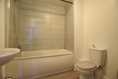 North West Side, Gateshead, NE8 - Photo 5