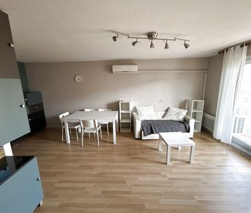 Location Appartement 2 pièces 46m² TOULON 83200 - Photo 5