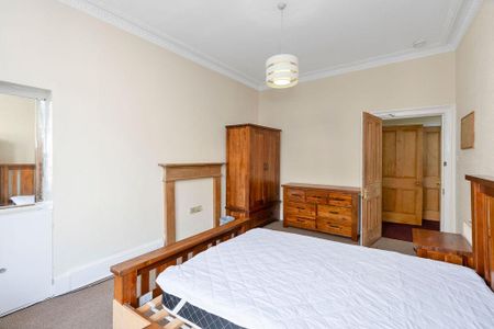 3 bedroom flat to rent - Photo 5