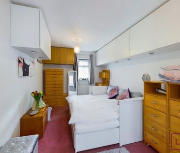 1 bedroom property to rent - Photo 1