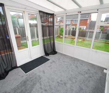 Longlands Drive, Mapplewell, Barnsley, S75 6LP - Photo 4