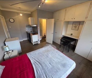 Studio Flat, Hendon Lane, N3 - Photo 4