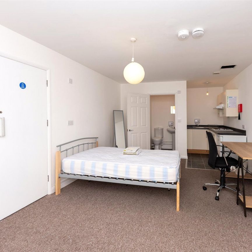 1 bedroom apartment to rent - Photo 1