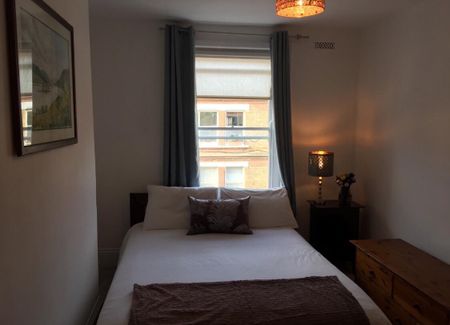 3 Bed Flat, Rushcroft Rd, SW2 - Photo 3