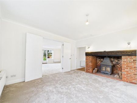 5 bedroom detached house to rent - Photo 4