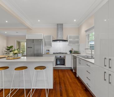 38 Bentley Street, Surrey Hills VIC 3127 - House For Rent | Domain - Photo 5