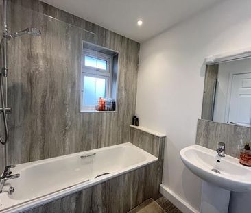 3 bedroom detached house to rent - Photo 5