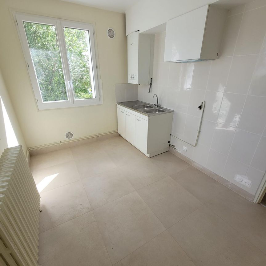 Location Appartement 3 pièces 56m² GOUSSAINVILLE 95190 - Photo 1