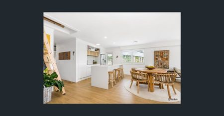 PERFECTLY POSITIONED MODERN DUPLEX - RELAXED WATERSIDE LIVING! - Photo 3