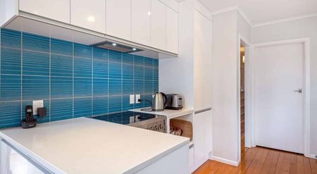 24 Evans Road, Glen Eden - Photo 2