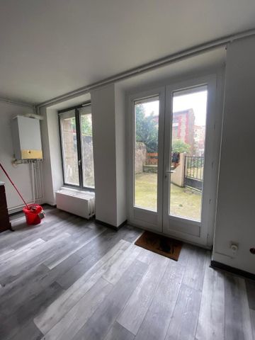 Location Appartement 3 pièces 67m² ST ETIENNE 42000 - Photo 3