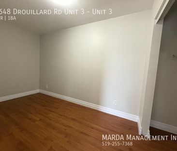 RENOVATED 1-BEDROOM/1-BATH MAIN FLOOR SUITE ON DROUILLARD+HYDRO - Photo 2