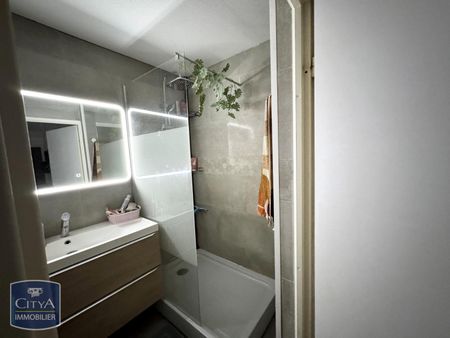 Location Appartement 2 pièces 47m² SOMAIN 59490 - Photo 5