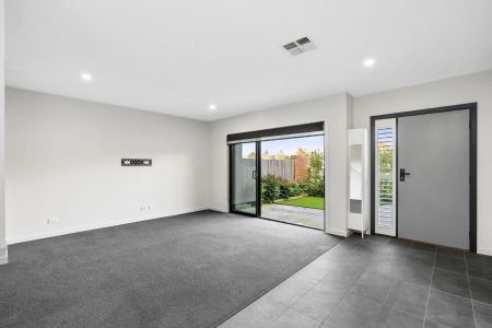 3/9 Braybrooke Street, - Photo 2