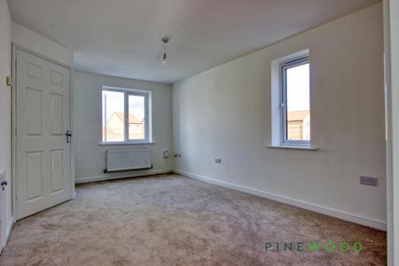 3 bedroom semi-detached house to rent - Photo 5