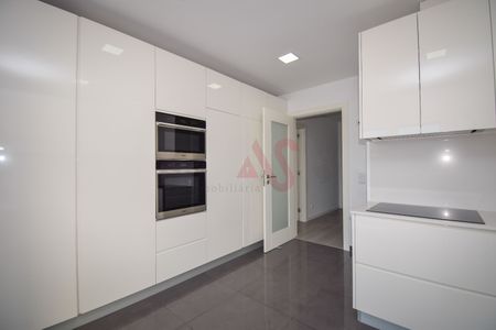 Apartamento T3 em Lisboa - Photo 3