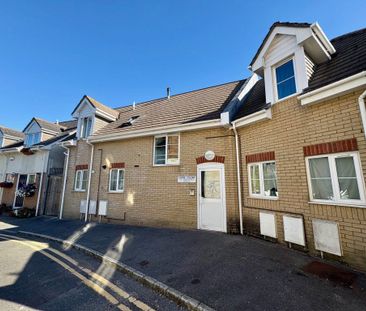 NORWICH ROAD, TOWN CENTRE - Photo 2