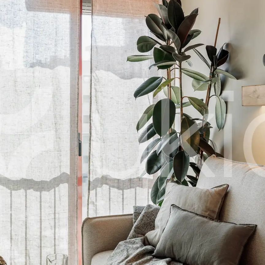 Apartamento de alquiler en Carrer de Floridablanca, Sant Antoni - Photo 1