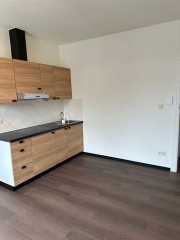 Appartement te huur - Foto 4