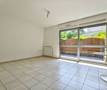 Location Appartement 2 pièces 49m² - Photo 2