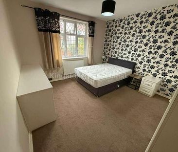 Barons Court, Penylan, Cardiff, CF23 - Photo 5