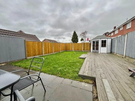 3 bedroom detached house to rent - Photo 5