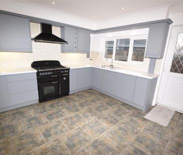 2 bedroom detached bungalow to rent - Photo 6