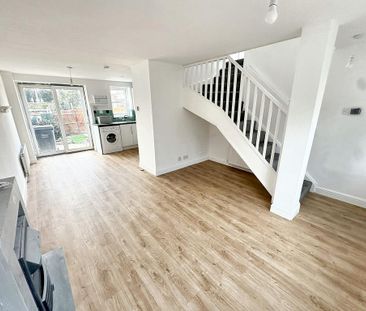 3 bedroom terraced house to rent - Photo 3