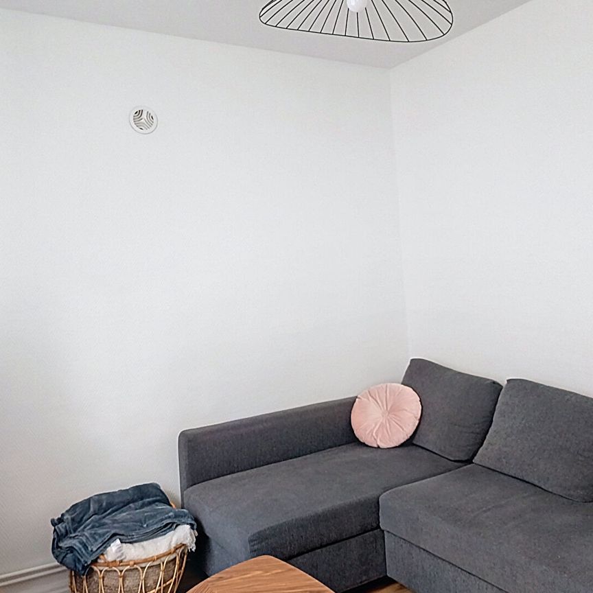 Appartement à louer - CENTRE VILLE RUE PONSARDIN - Photo 1