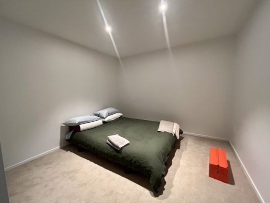 Modern 4-Bedroom Townhouse in Prime Grammar Zone Location - Photo 1