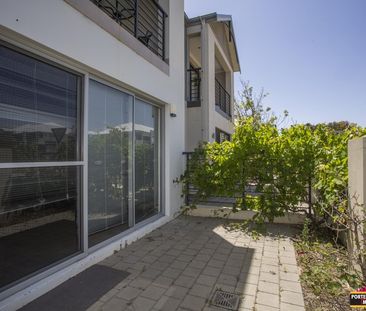 DESIGNED FOR STYLE, DEFINED BY LOCATION - Photo 4