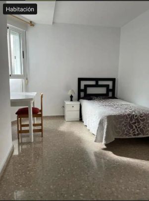 Burjassot - Photo 1