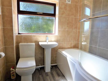 2 bedroom terraced house to rent - Photo 5
