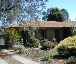 3 Hirst Place, Giralang ACT 2617 - House For Rent | Domain - Photo 3
