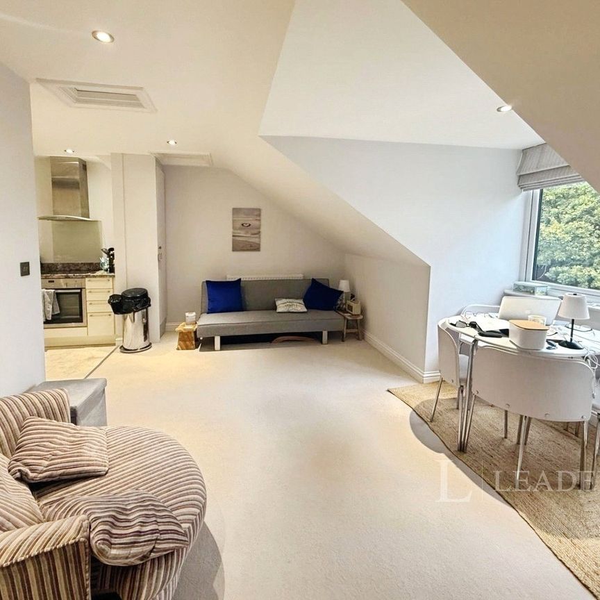 2 bedroom apartment to rent Barton Court Avenue, Barton on Sea, New Milton, Hampshire, BH25 - Photo 1