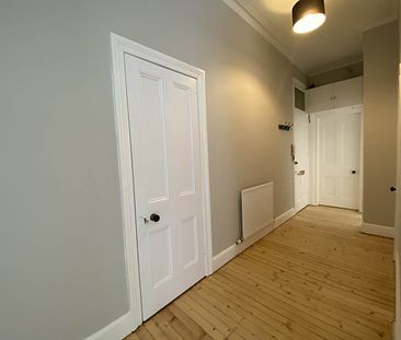 2 bed Flat to rent - Photo 6