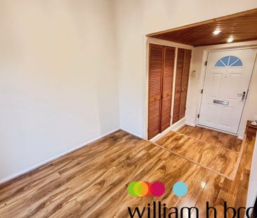 Bishopsfield - Photo 5