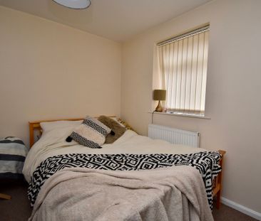 1 bedroom Apartment to let - Photo 3